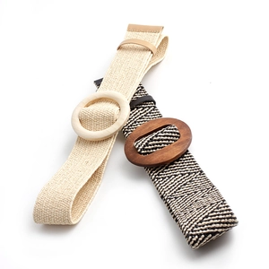 Women's elastic braided straw belts with round wooden buckles in beige and black-white pattern