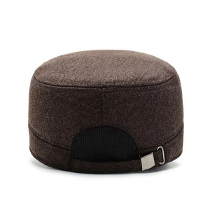 Casquette plate d'hiver en laine marron avec sangle réglable et protège-oreilles