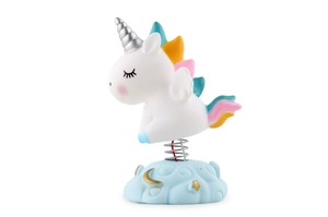 Détail d'une licorne oscillante avec base nuage bleue et ressort en métal