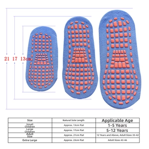 Detailed size chart for non-slip cotton yoga socks with age and length specifications