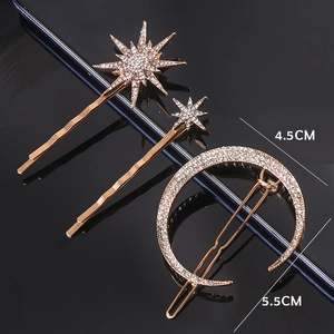 Detailed view of gold hair pin set with rhinestones showing dimensions 4.5cm and 5.5cm