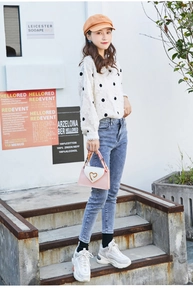 Fashionable pink and white contrast handbag with heart buckle and scarf handle detail