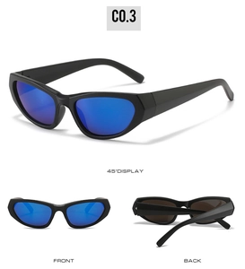 Drei Ansichten einer Sportsonnenbrille mit schwarzem Rahmen und blauen Gläsern für C0.3