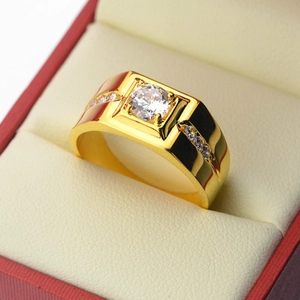Luxurious gold-plated men's ring with large round zircon center and side accents