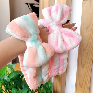 Plush bow headband set with striped flannel fabric for face washing and skincare