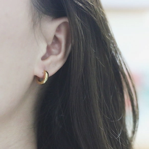 Minimalist 18K gold plated stainless steel hoop earrings for women with polished finish