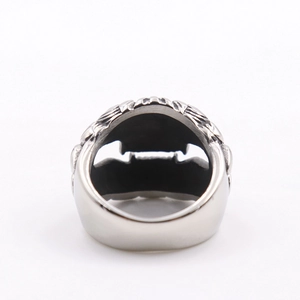 Punk style men's silver stainless steel ring with vintage hollow carved animal pattern