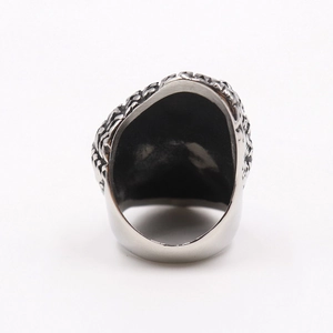 Retro stainless steel bearded skull ring for men with vintage punk hip-hop design