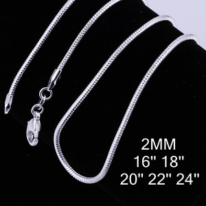 Collana a catena serpente placcata argento 2mm lunga da 16 a 24 pollici con chiusura a moschettone