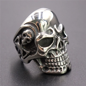 Silver skull series ring in polished stainless steel for men and women gothic style