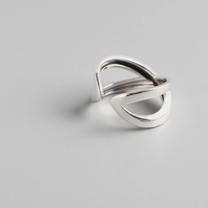 Minimalist S925 sterling silver open ring with polished geometric cross X-shaped design