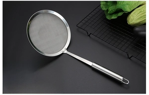 Macro shot of 14cm stainless steel fine mesh oil skimmer with long handle and hook