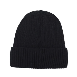 Classic black ribbed knit beanie for winter, fleece-lined thick hat for men and women
