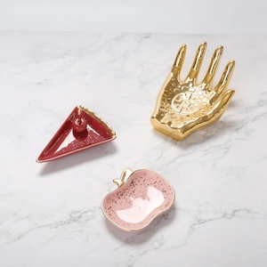 Set de bandejas decorativas nórdicas de cerámica con forma de mano, tarta y manzana