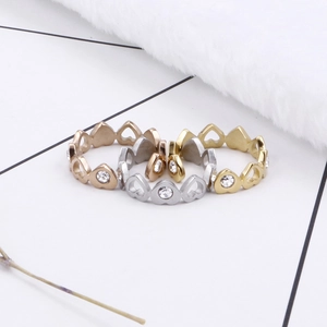 Trois bagues ouvertes en forme de cœur en acier inoxydable, couleurs rose, argent et or