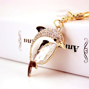Sparkling dolphin keychain with crystal and rhinestones for women bags and keys