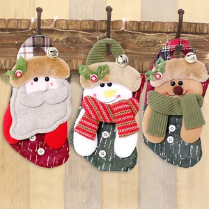 Weihnachtsstrümpfe Geschenktüten Vliesstoff Plaid Glocken Knöpfen Weihnachtsmann Schneemann Rentier Für Feiertage Deko