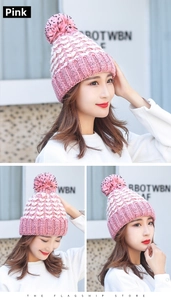 Dettagli della maglia di un cappello invernale spesso foderato in pile con pompon