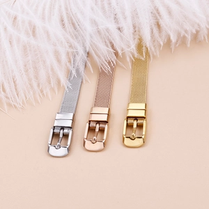 Mesh stainless steel bracelets in silver, rose gold and gold finishes with feathers