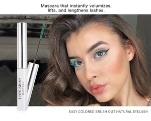 Detail showing high-pigment green mascara applicator and result for volumized lashes