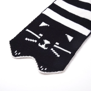 Écharpe tricotée à rayures noires et blanches avec motif jacquard de chat pour enfants
