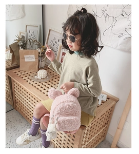 Sac à dos en laine d'agneau rose pour enfants avec oreilles 3D et pendentif en peluche