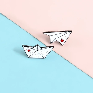 Paper Plane And Paper Boat Brooch Pin Alloy Soft Enamel With Red Heart Shimmer Origami Style Fashion Jewelry