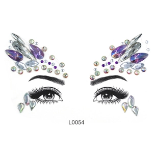 Detailansicht der lila Acryl-Strasssteine für Augen- und Gesicht-Make-up Dekoration
