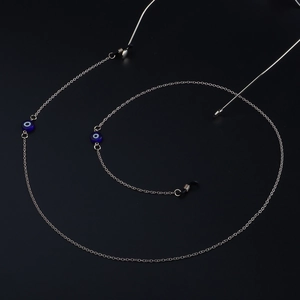 Chaîne de lunettes argentée avec perles œil bleu et boucles en silicone noir