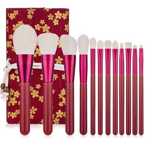 Professional Makeup Brushes Wood Handle Synthetic Fiber Aluminum Ferrule Chinese Style Red Embroidery Pouch Beauty Tool