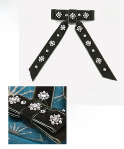 Detail of emerald velvet bow hair clip with crystals and pearls, size 15x15.6cm