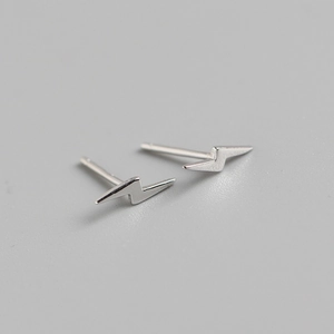 Minimalist S925 sterling silver lightning bolt stud earrings with a polished finish