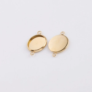 Macrodetail van 12mm vergulde roestvrijstalen ronde hangerhouders voor DIY-sieraden