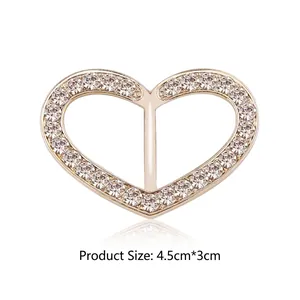 Elegant gold heart-shaped buckle with sparkling rhinestones for T-shirts and scarves