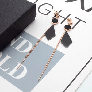 Rose gold geometric titanium steel earrings with black rhombuses and long tassels