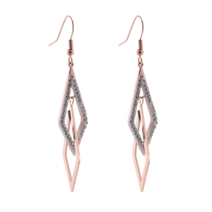 Boucles d'oreilles géométriques en or rose avec losanges entrelacés et cristaux brillants
