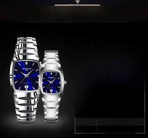 Detailed specs of waterproof quartz watch with luminous display and blue dial calendar