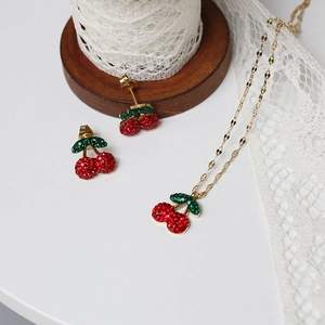 Sparkling cherry jewelry set with necklace and stud earrings in gold plated finish