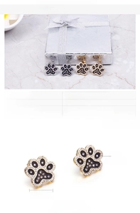 Detailed size specifications for zircon animal paw stud earrings in three metal finishes
