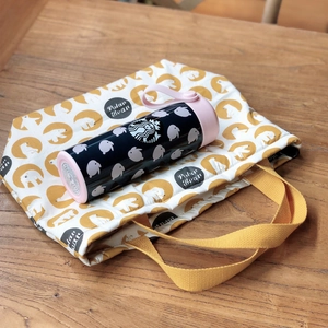 Gobelet thermique lapin style Ins et sac à déjeuner en coton avec ours polaire sur bois
