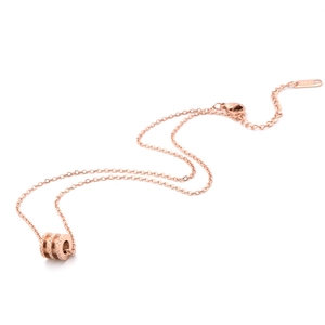 Collier minimaliste en acier titane or rose avec un pendentif élégant en forme de taille