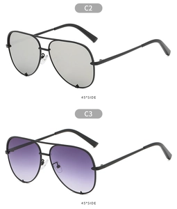 Classic aviator sunglasses with double bridge in silver mirror and purple gradient lenses