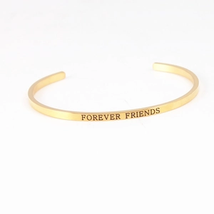 Bracelet jonc ouvert en acier inoxydable doré avec gravure Forever Friends élégante