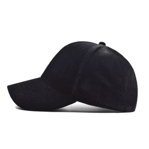 Klassische schwarze Kunstpelz-Baseballkappe mit Samtstruktur und 6-Panel-Design