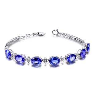 Detailed view of S925 sterling silver lobster clasp on blue gemstone bracelet