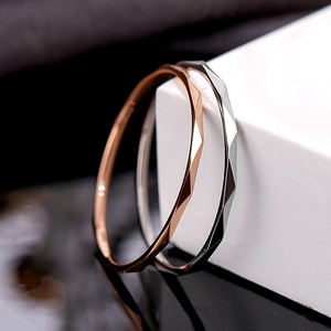 Minimalist Stainless Steel Geometric Faceted Ring For Women V Shape Thin Band Rose Gold Silver Gold Fashion Jewelry Gift