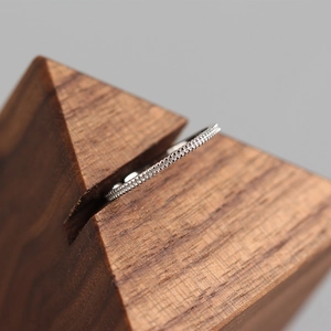 Minimalist S925 sterling silver beaded ring with textured thin band in adjustable design