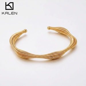 Fashion Titanium Steel Spiral Spring Wave Cuff Bracelet For Women Korean Style Stainless Steel Open Bangle Jewelry Gift