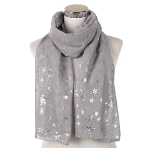 Écharpe de Noël grise avec motifs de flocons argentés scintillants en gaze fine
