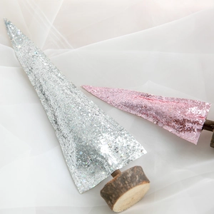 Pink and silver mini wooden Christmas trees with glitter finish for table decoration